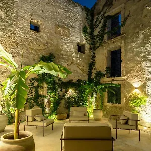 Aparthotel Isabella Di Castiglia